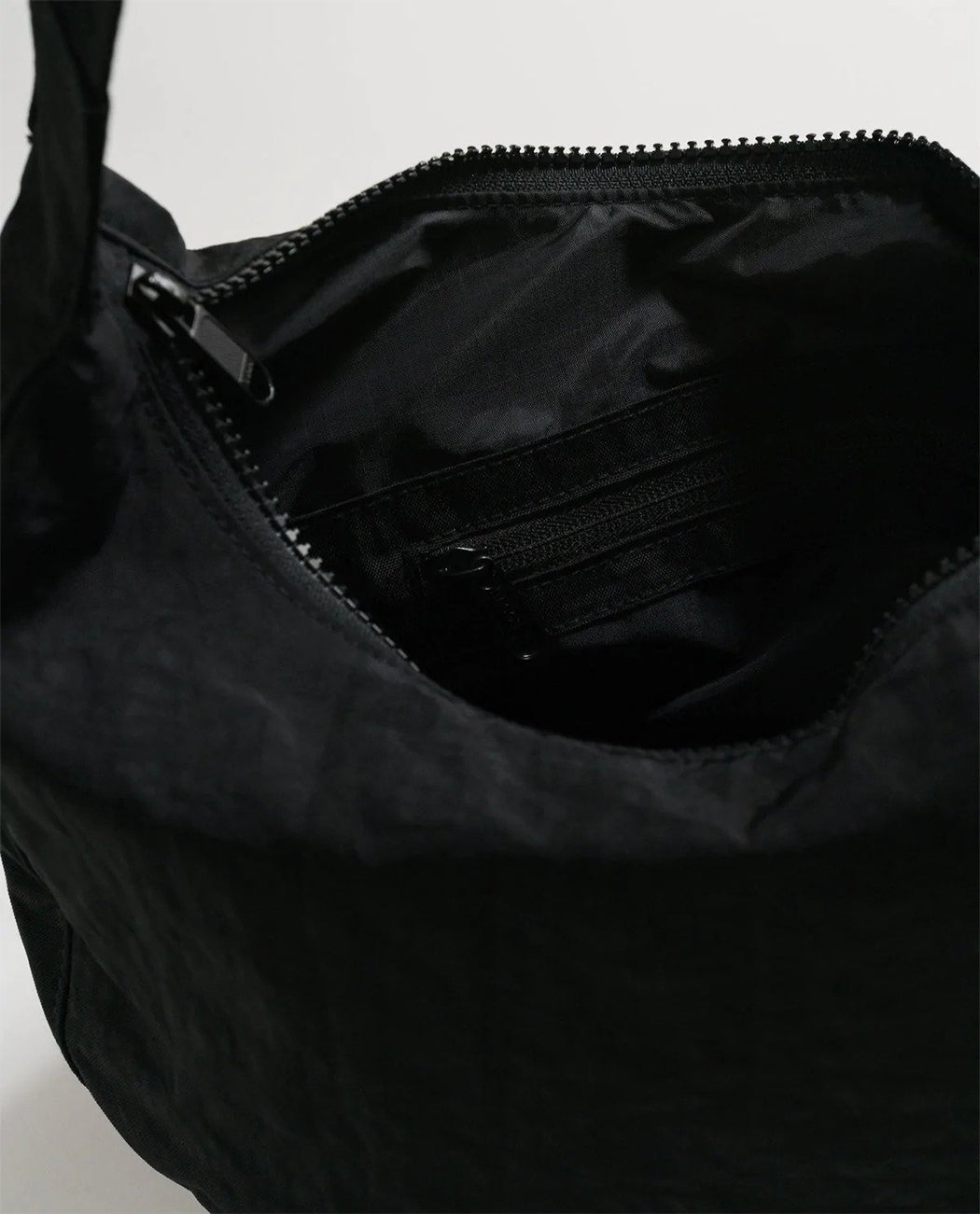 Baggu Medium Nylon Crescent Bag Black