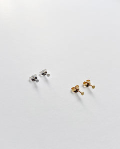 Pernille Corydon Utrecht Nederland Micro Coin Ear Studs