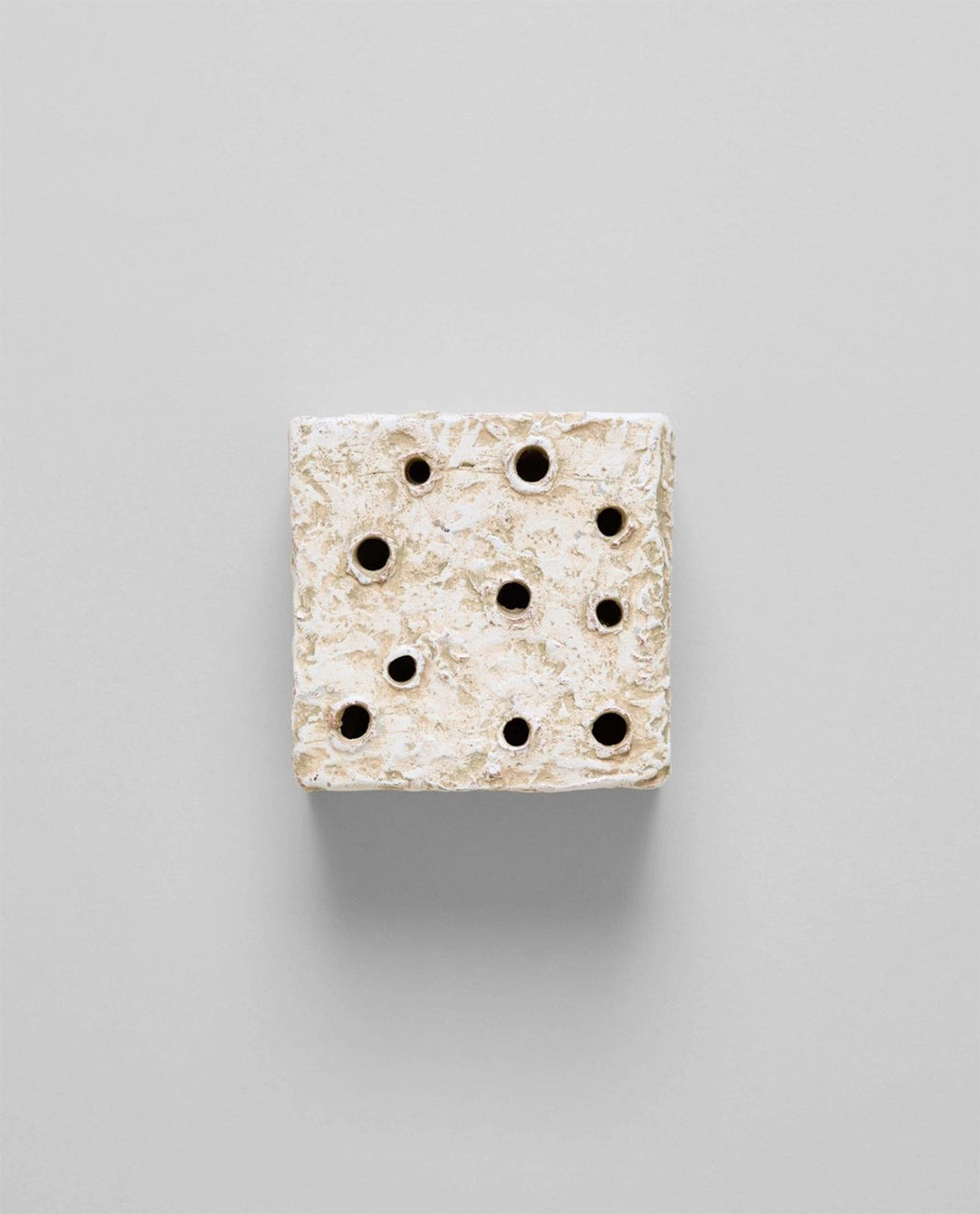 Atuto Ceramic Frog Block Square White Patina