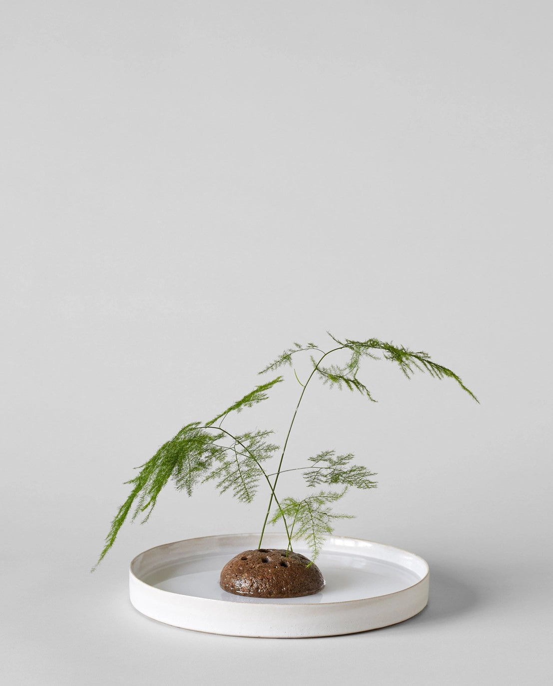 Atuto Round Stone Flower Frog Bloomist