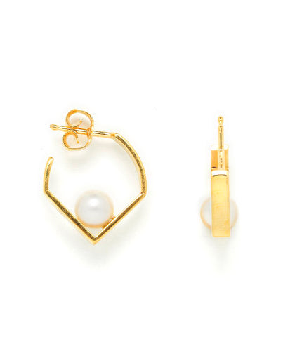 Vibe Harsloef Iris Earring With Pearl Gold